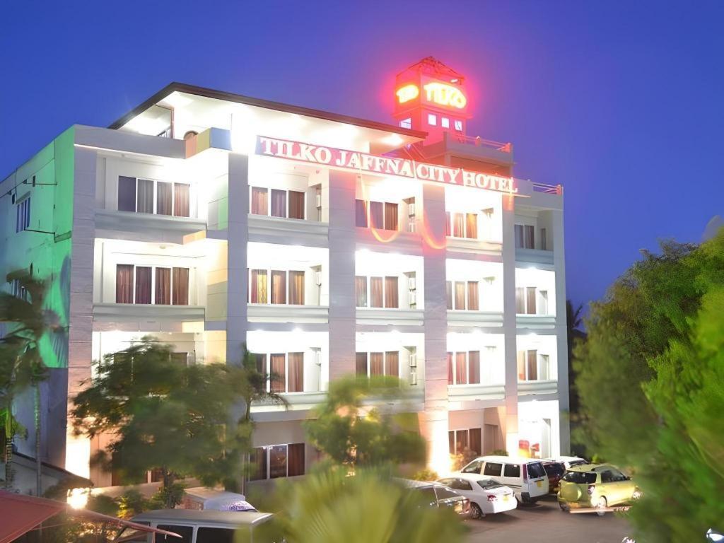 Tilko City Hotel Джафна Экстерьер фото